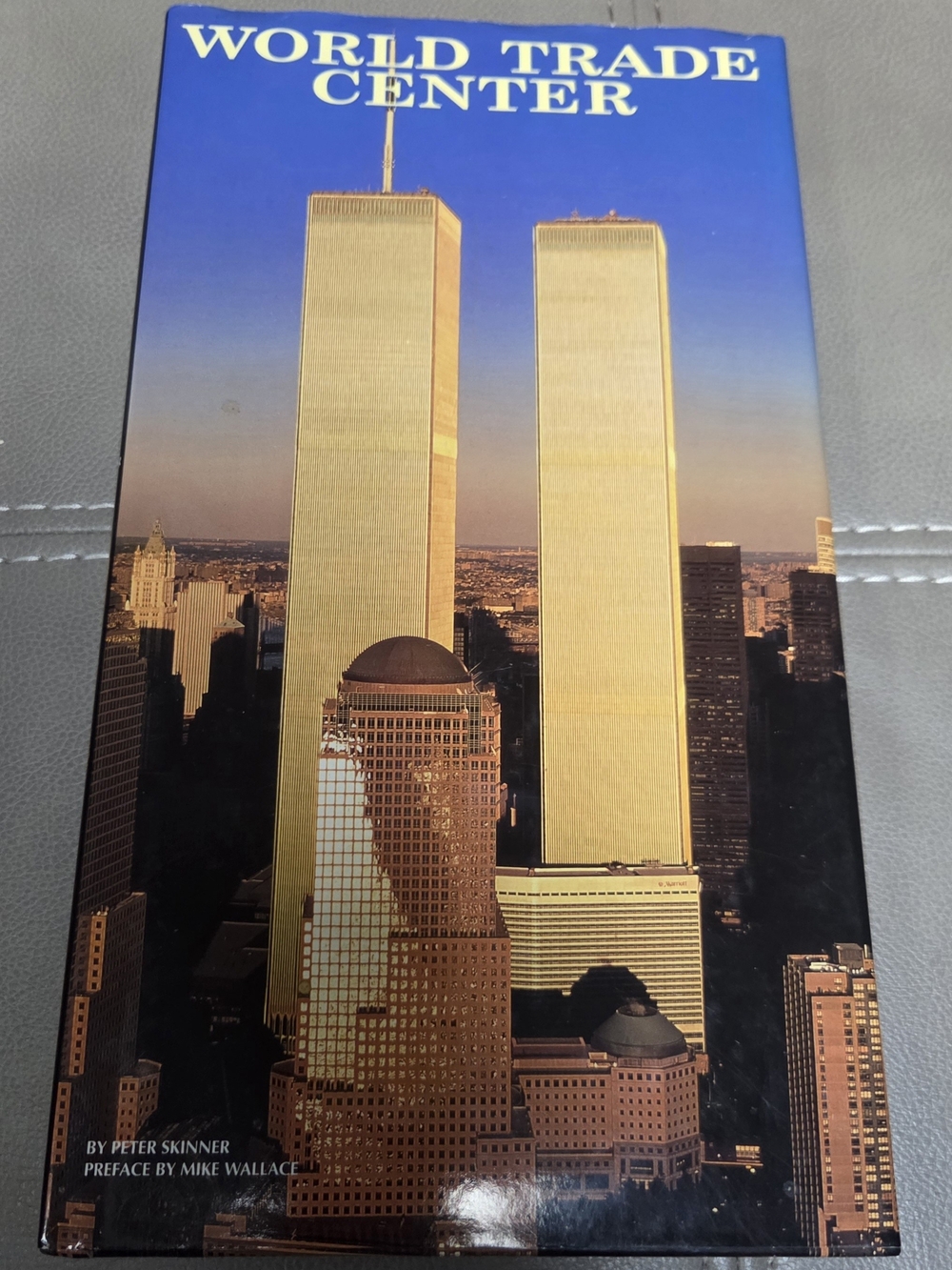 Hardcover book World Trade Center By  Peter Skinner ~ Bin TT